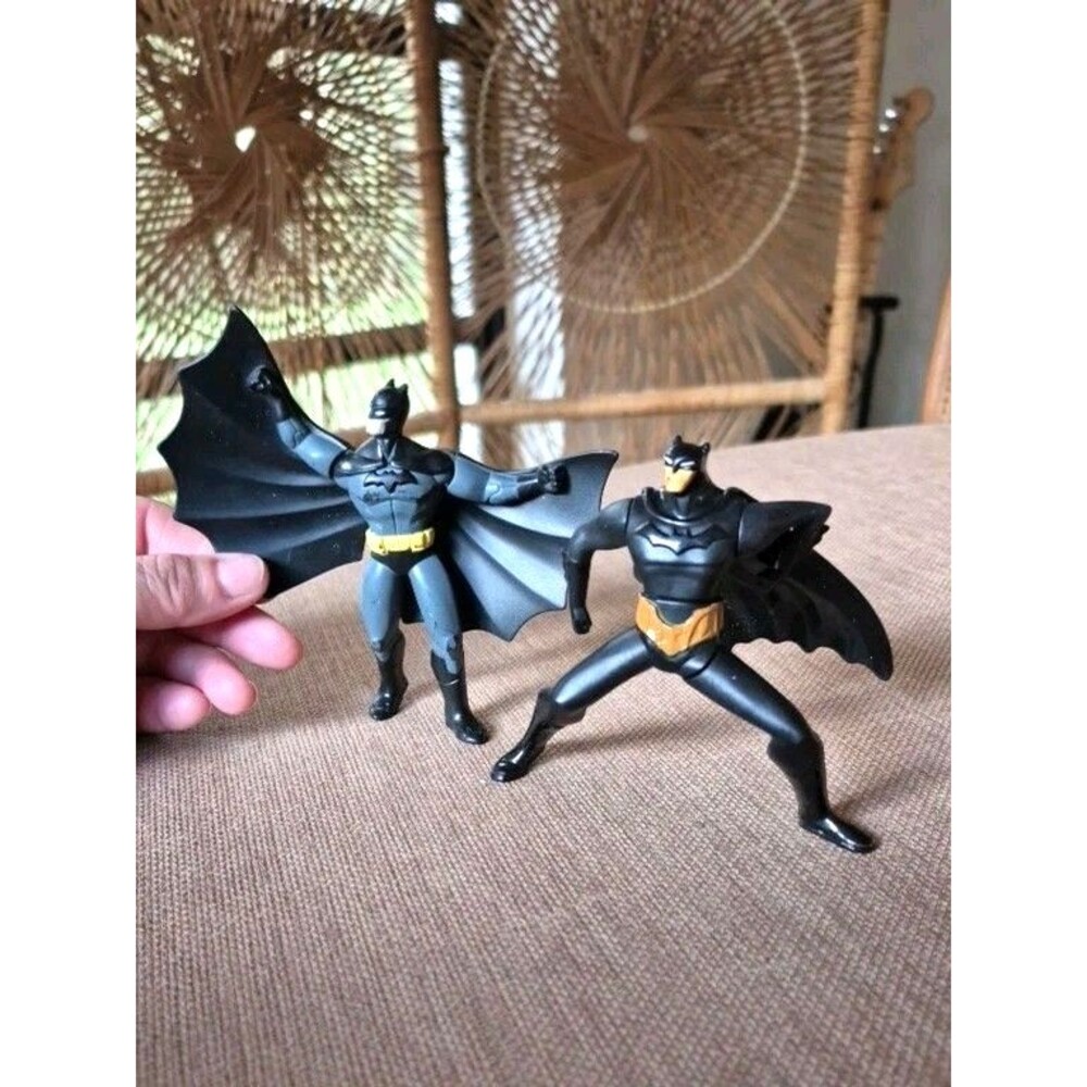 Made For McDonald's D.C. Comics  Batman 2011 &  Batarang 2013 Figurines